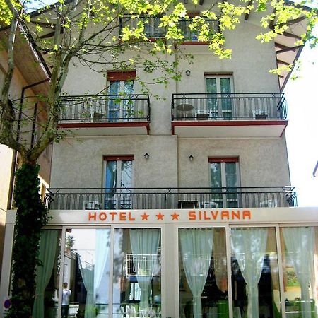 Hotel Silvana กัตตอลิกา ภายนอก รูปภาพ
