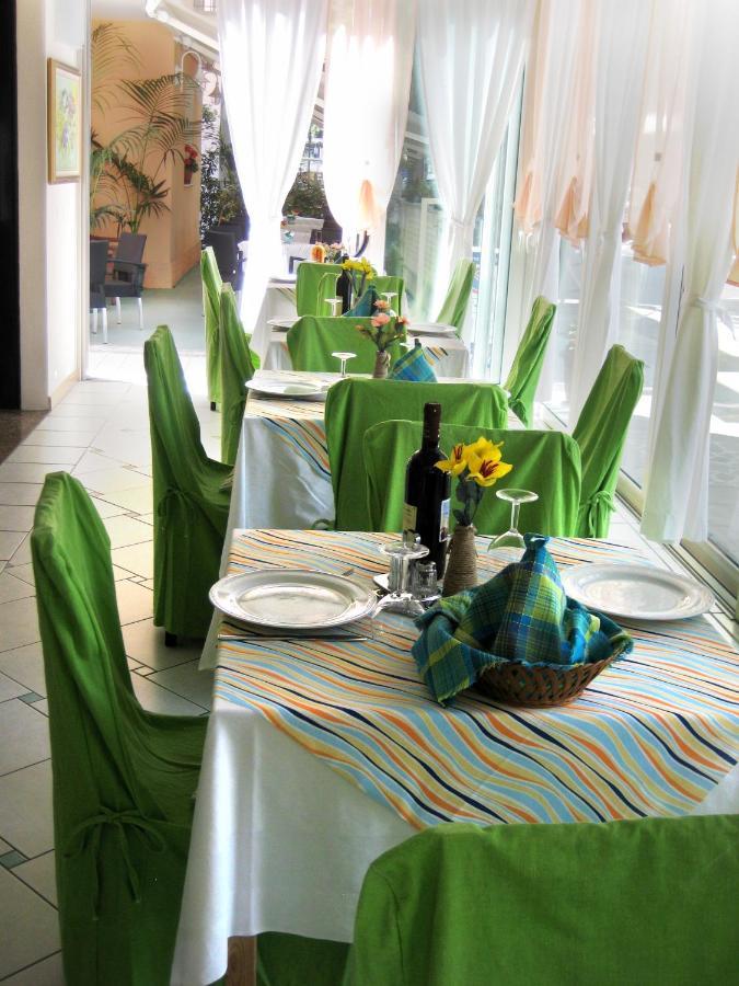 Hotel Silvana กัตตอลิกา ภายนอก รูปภาพ
