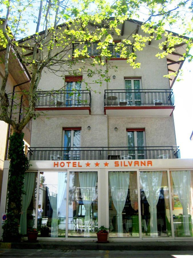 Hotel Silvana กัตตอลิกา ภายนอก รูปภาพ
